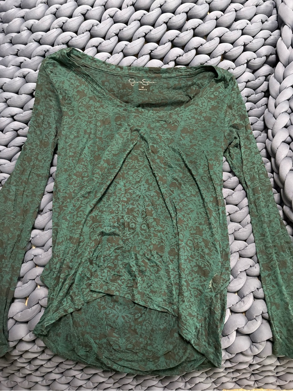 Jessica Simpson Green Patterned Long-Sleeve open back Top with undershirt